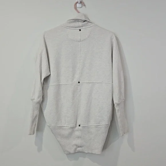 Wilfred Casual Gray/Cream Diderot Sweater/Cardigan - Picture 8 of 10